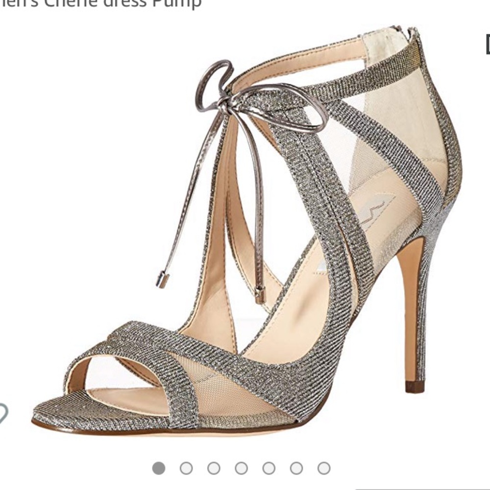 Nina shoes size 7.5 brand new never been worn!